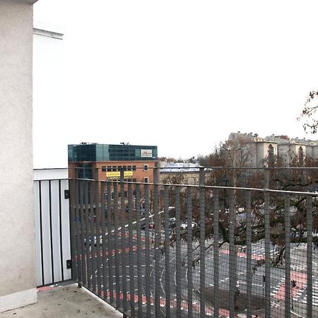 Stilo Dom - Ul Powstancow Slaskich Wrocław Exteriör bild